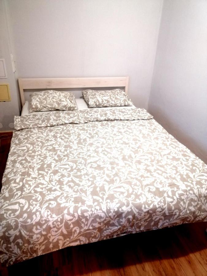 Apartmaji Renc Rence Exteriér fotografie
